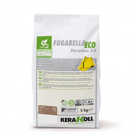 Una bolsa blanca con la etiqueta `FUGABELLA ECO Porcelana 0-5` con texto verde, icono de casco de seguridad, contiene 5 kg. Marc Una bolsa blanca con la etiqueta `FUGABELLA ECO Porcelana 0-5` con texto verde, icono de casco de seguridad, contiene 5 kg. Marc