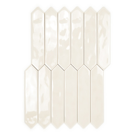 Os ladrilhos em forma de seta de cor creme são dispostos em um padrão escalonado, com acabamento brilhante, criando uma superfíc Os ladrilhos em forma de seta de cor creme são dispostos em um padrão escalonado, com acabamento brilhante, criando uma superfíc