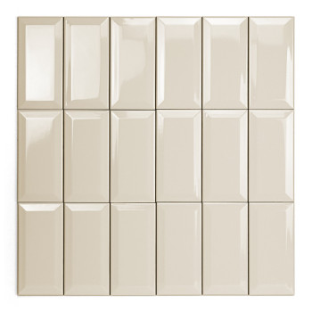 Un carreau de céramique rectangulaire beige, doté d'une finition brillante, se trouve sur un fond blanc uni. Ses bords biseautés