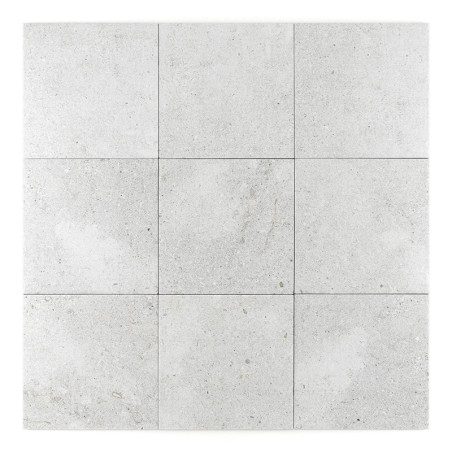 Nove ladrilhos de pedra cinza claro estão dispostos em uma grade de três por três, exibindo manchas sutis e textura terrosa em u