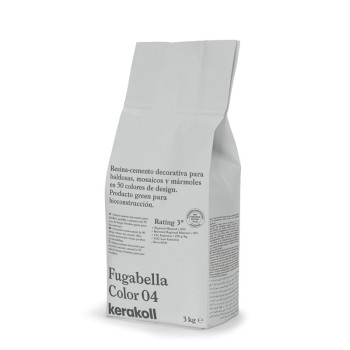 Le sac tient debout et affiche le texte en espagnol pour le ciment-résine « Fugabella Color 04 » de Kerakoll dans un emballage n