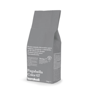 Le sac gris étiqueté « Fugabella Color 07 » contient du ciment-résine décoratif pour carrelage, avec les détails du produit impr