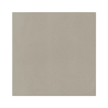 Un carreau de céramique carré gris clair reste inutilisé, présentant une finition lisse et mate. il repose sur un fond uni et bl