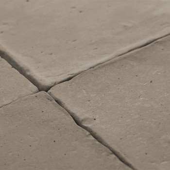 Los azulejos de terracota están dispuestas muy juntas, formando una superficie texturizada en forma de cuadrícula, creando un am