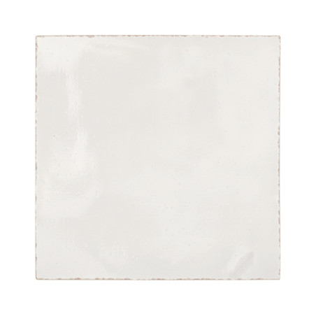 Carrelage blanc, carré, en terre cuite vernissée. reflète un éclairage doux. isolé sur un fond uni blanc cassé.