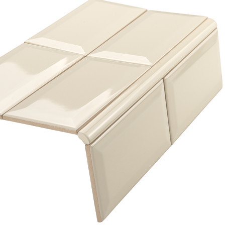 Elfenbeinecke Glänzend