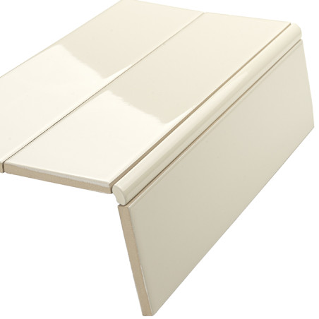 Angle Ivoire Brillant